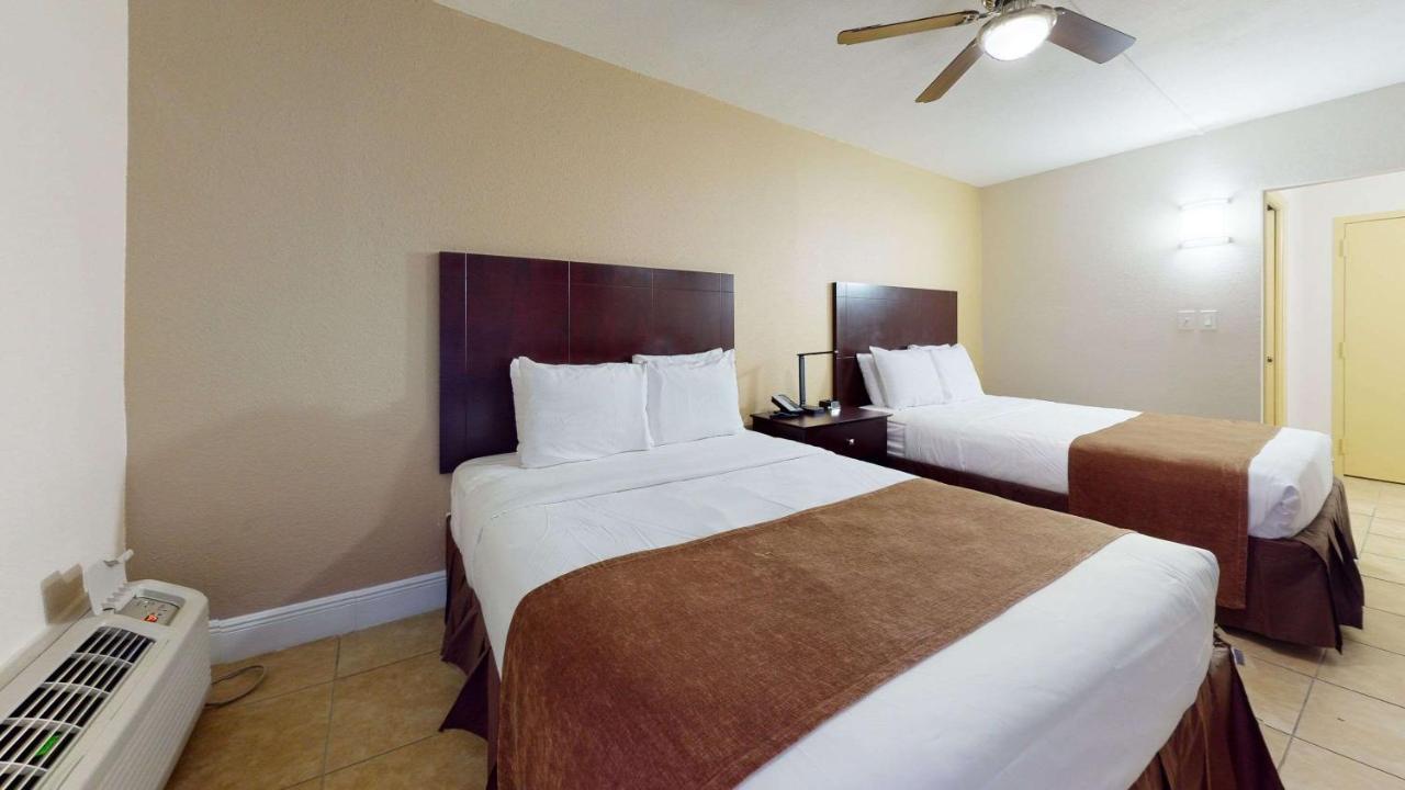 Rodeway Inn & Suites Fort Lauderdale Airport & Cruise Port Dania Beach Ngoại thất bức ảnh